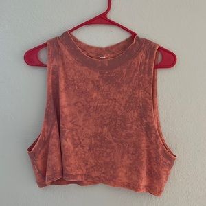 Lululemon crop tank